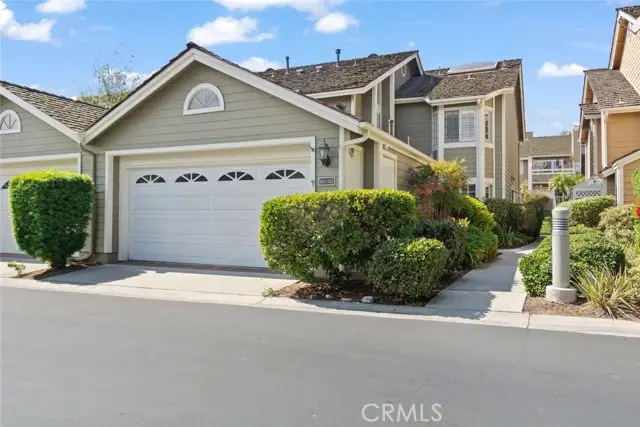 611 Wakefield Court #102, Long Beach, CA 90803 - Image #1