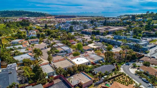 816 Viva Court, Solana Beach, CA 92075 - Image #2