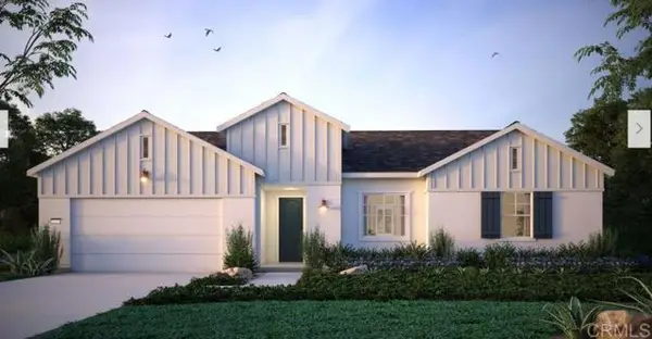 2454 Woodland Heights Glen, Escondido, CA 92026