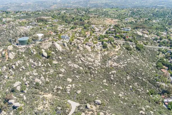 13 Sage Hill Way, Escondido, CA 92026