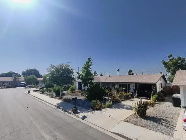 660 Palmer Drive, Hemet, CA 92543 - Image #2