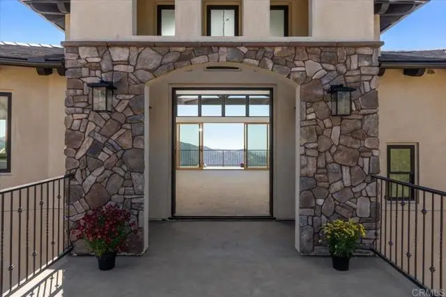 9607 Misty Meadow Lane, Escondido, CA 92026 - Image #2