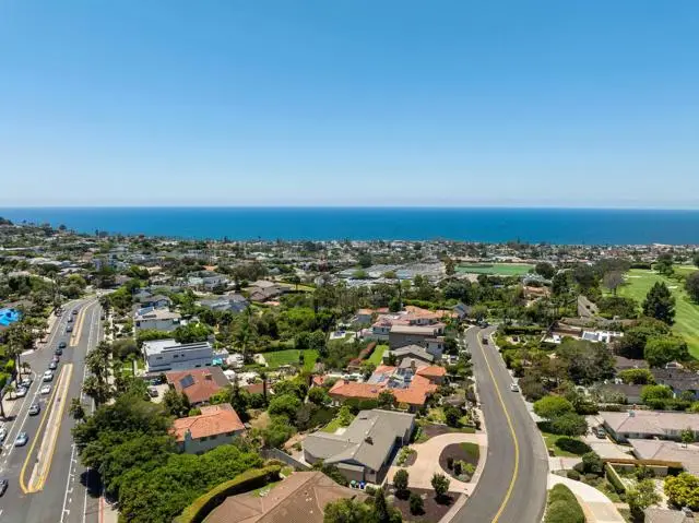 1381 W Muirlands Drive, La Jolla, CA 92037 - Image #2