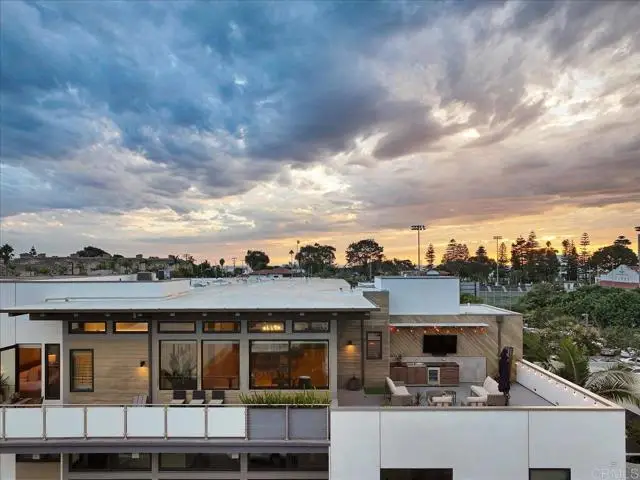 2677 State Street #301, Carlsbad, CA 92008 - Image #2