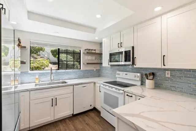 16232 Avenida Venusto #B, San Diego, CA 92128 - Image #2