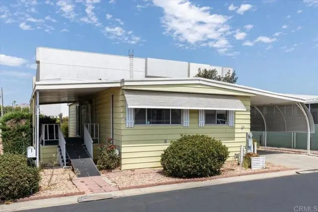 211 N Citrus Avenue #214, Escondido, CA 92027 - Image #2