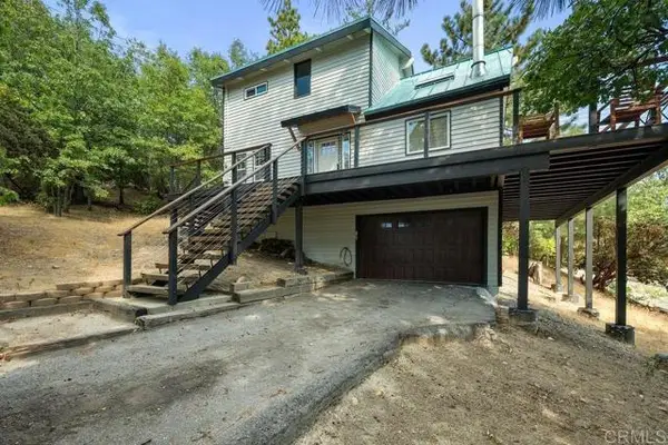 1104 N Grass Valley Rd, Lake Arrowhead, CA 92352
