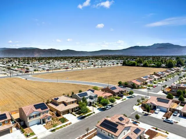 W Stetson Avenue, Hemet, CA 92543 - Image #2