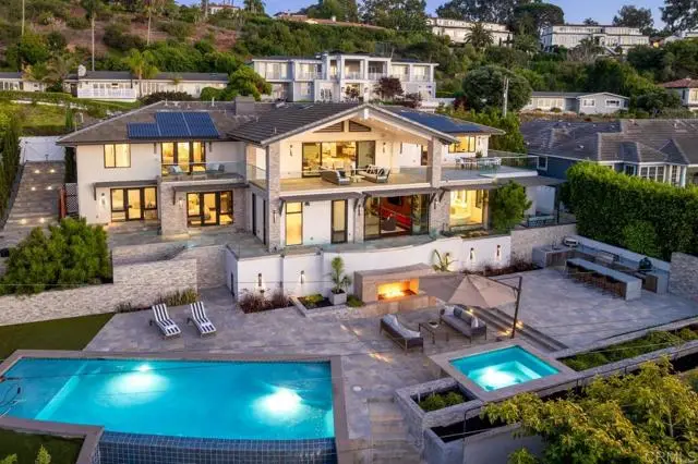 1126 Muirlands Vista Way, La Jolla, CA 92037 - Image #1