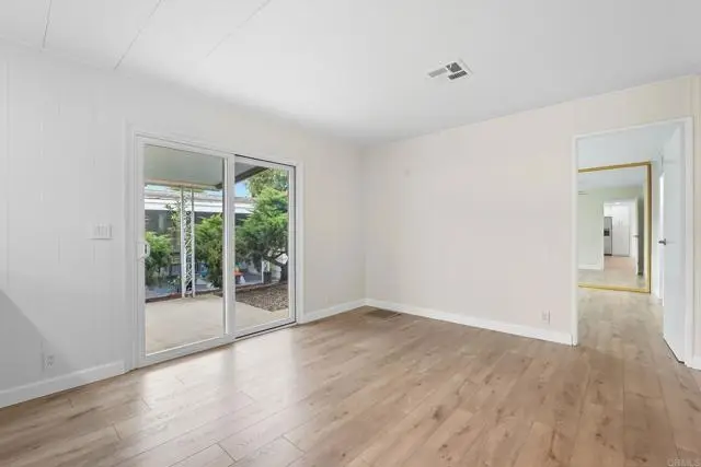 2250 N Broadway #4, Escondido, CA 92026 - Image #3