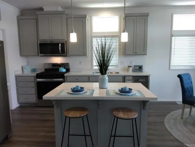 718 Sycamore Avenue #195, Vista, CA 92083 - Image #2