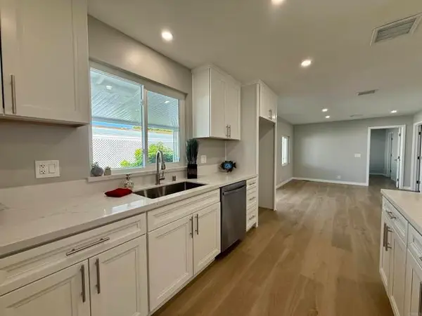 276 N El Camino Real #26, Oceanside, CA 92058