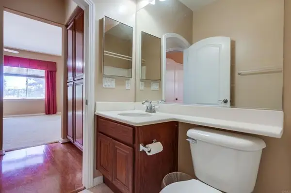 2116 Kirkcaldy Road, Fallbrook, CA 92028