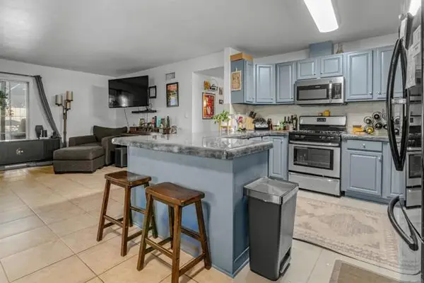 128 Frontier Ln, Oceanside, CA 92054