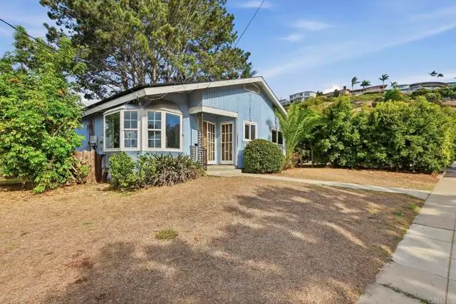 748 Bird Rock Avenue, La Jolla, CA 92037 - Image #2