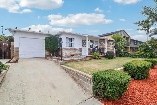 1906 Broadway, Oceanside, CA 92054 - Image #1