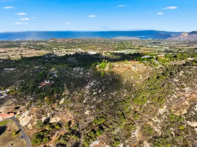 14027 Calle De Vista, Valley Center, CA 92082 - Image #3