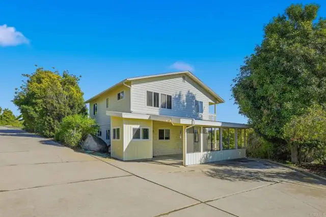 1144 Prospect Place, Vista, CA 92081 - Image #2