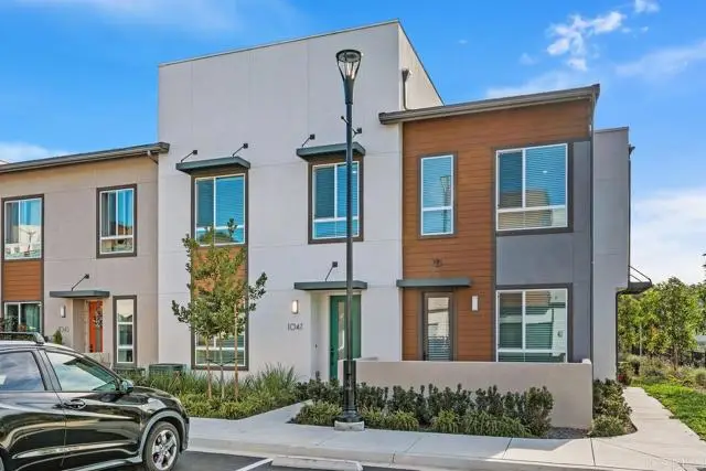 1047 Arrowood Trail, Vista, CA 92081 - Image #2