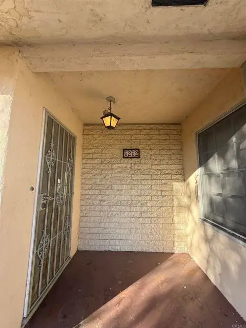 5252 Oak Park Drive, San Diego, CA 92105 - Image #3