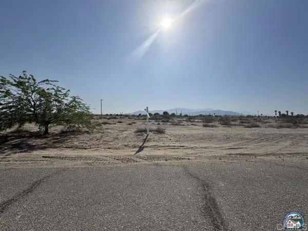 2715 Sea Garden Avenue, Thermal, CA 92274