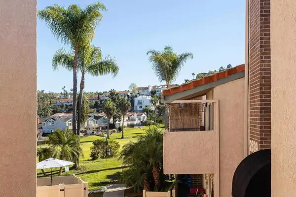 2639 Pirineos Way #234, Carlsbad, CA 92009