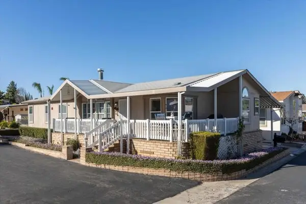 525 W El Norte Pkwy #116, Escondido, CA 92026