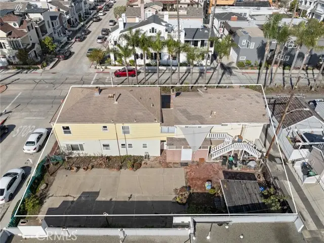 124 Sapphire Avenue, Newport Beach, CA 92662 - #2