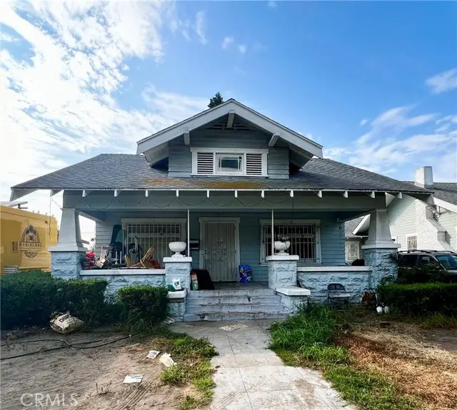 1040 W 45th Street, Los Angeles, CA 90037 - Image #1