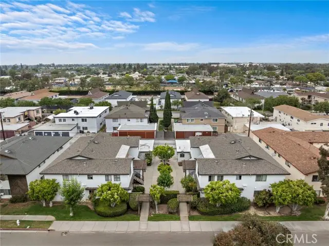 1016 Valencia Street, Costa Mesa, CA 92626 - Image #2