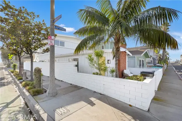 130 43rd, Newport Beach, CA 92663 - Image #2