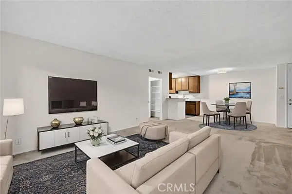 576 N Bellflower #101, Long Beach, CA 90814