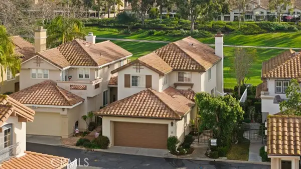 15 Via Floria, Rancho Santa Margarita, CA 92688