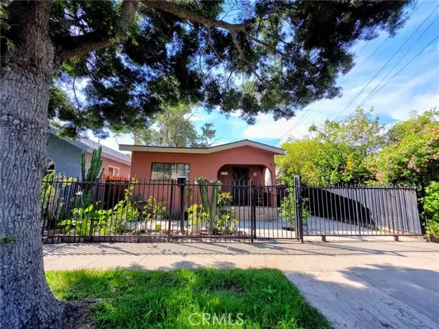 5323 Latham, Los Angeles, CA 90011 - #2