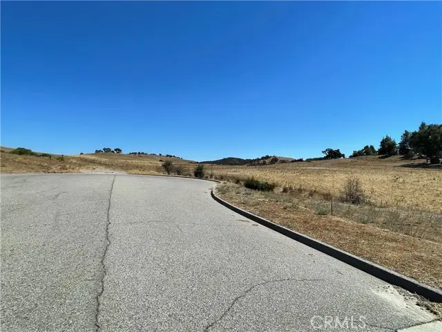 2140 Holly Drive, Paso Robles, CA 93446 - Image #3