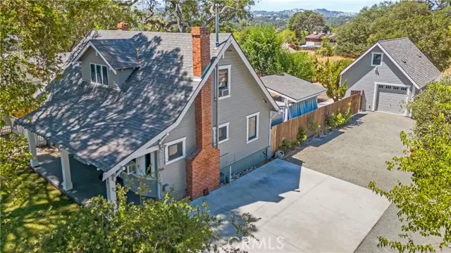 8955 Curbaril Avenue, Atascadero, CA 93422 - Image #1