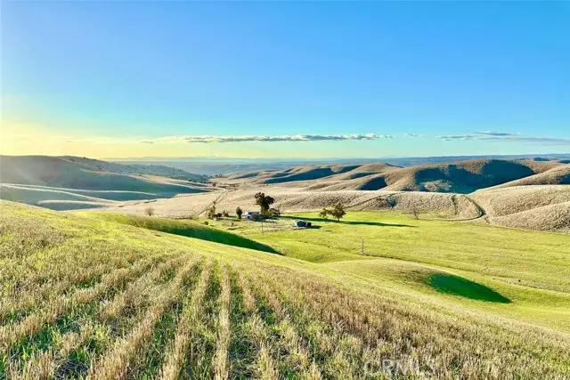 3780 S Gillis Canyon, Shandon, CA 93461 - #1