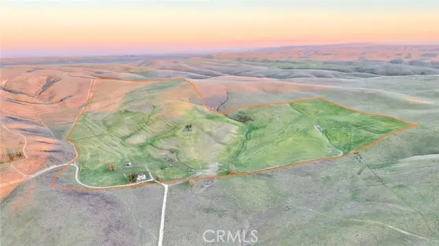 3780 S Gillis Canyon, Shandon, CA 93461 - #2