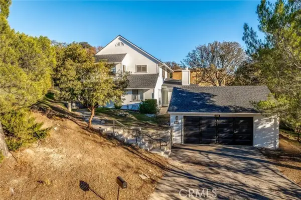 806 Grove Street, Paso Robles, CA 93446