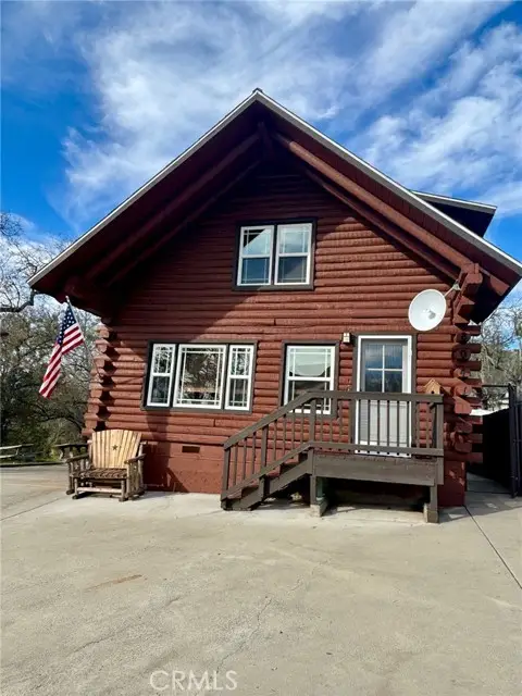 8041 Ready Road, Bradley, CA 93426