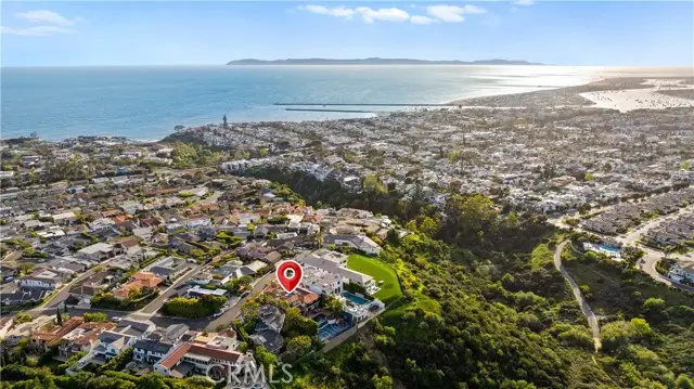 445 Isabella Ter, Corona Del Mar, CA 92625 - Image #2