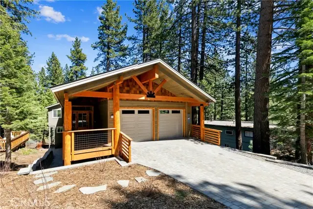 867 Clement Street, South Lake Tahoe, CA 96150 - Image #3