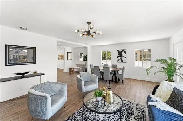 11445 Saticoy Street, North Hollywood, CA 91605 - Image #3