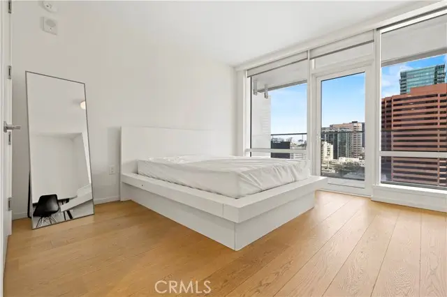 877 Francisco Street #1723, Los Angeles, CA 90017 - Image #1