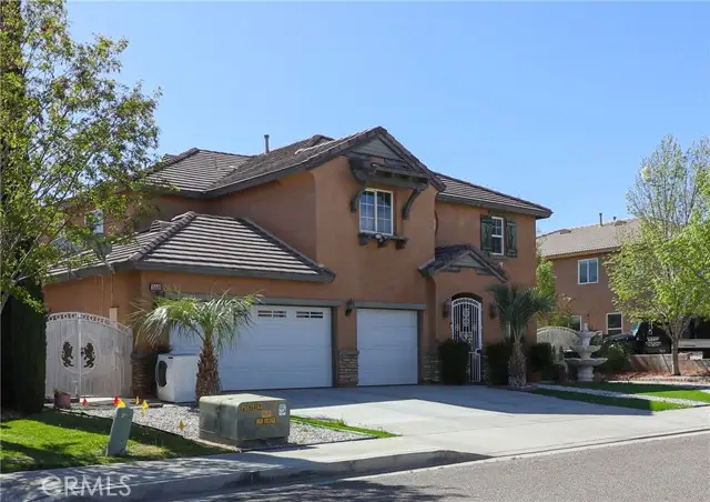15541 Bow String Street, Victorville, CA 92394 - Image #1