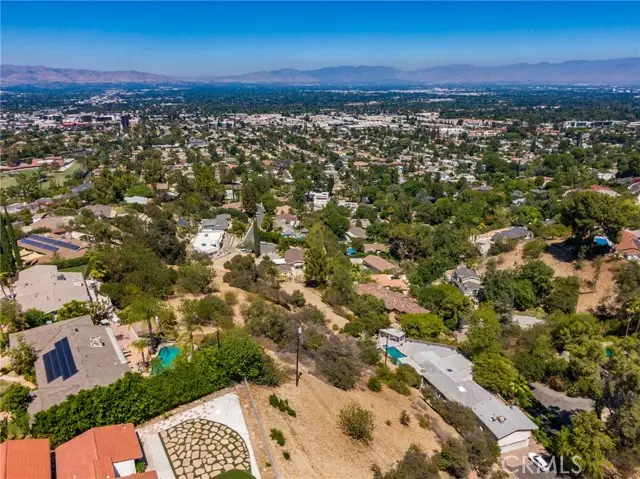 4551 Lindley Ave, Tarzana, CA 91356 - Image #1