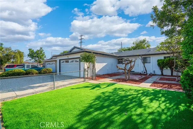 928 S Laurel St., Santa Ana, CA 92704 - Image #2