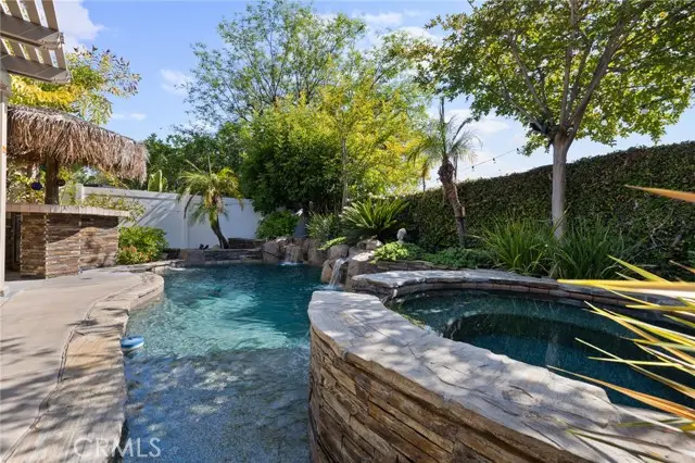 29 Hemingway Ct, Trabuco Canyon, CA 92679 - Image #2