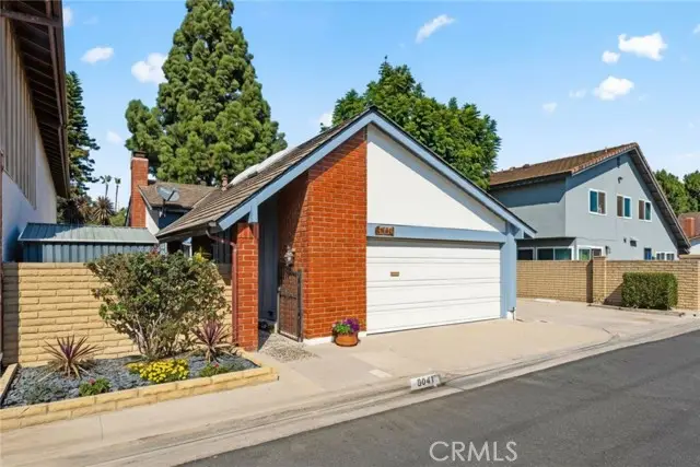 5041 Lampson Avenue, Los Alamitos, CA 90720 - Image #1