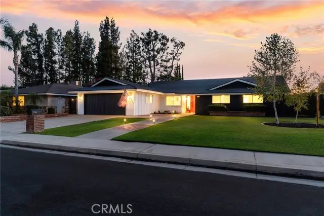 419 Starmount Lane, Bakersfield, CA 93309 - Image #1